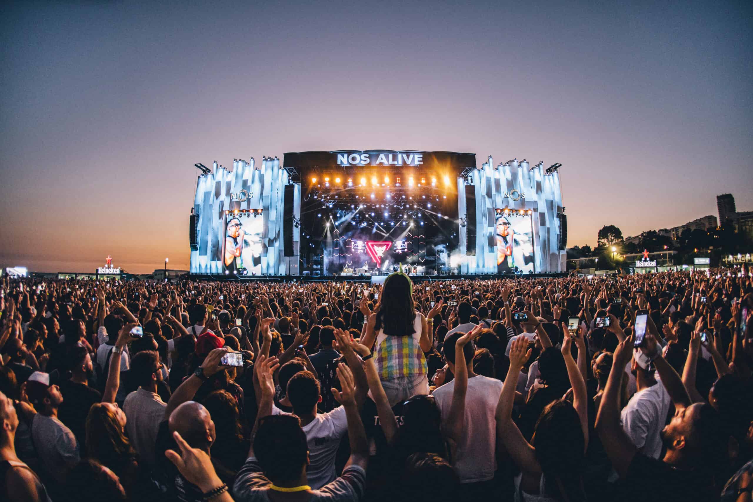 Amago Audio Artificial Intelligence recording at NOS Alive with microphones